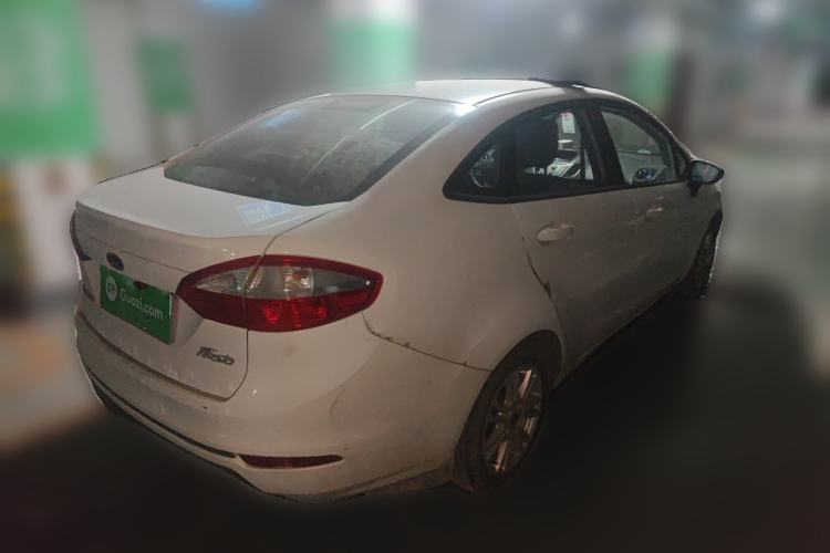 Used Ford Fiesta 2013 Sedan 1.5L Manual Fashion Edition
