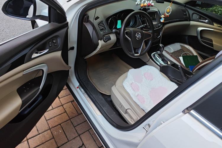 Used Buick Regal 2014 2.0L Leading Fashion Edition