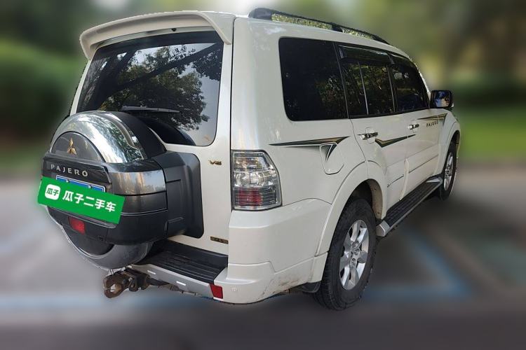 Used Mitsubishi Pajero 2016 3.0L Automatic Prestige Version China V Standard
