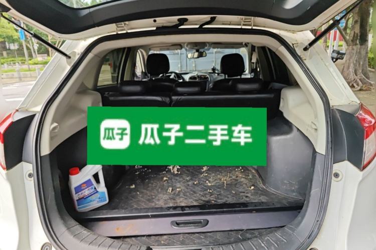 Used GAC Trumpchi GS5 2014 2.0L Automatic Two-Wheel Drive Deluxe Edition Trunk