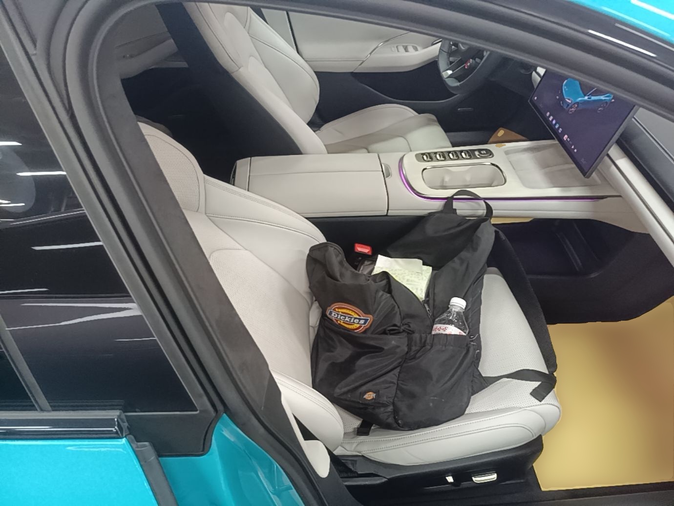 Xiaomi Auto SU7 2024 Four-Wheel Drive Ultra-Long Range Advanced Intelligent Driving Max Edition — снимка 19