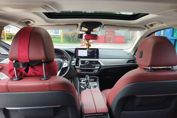 Used BMW 5 Series 2022 Updated 530Li Leading Edition Luxury Package Headliner