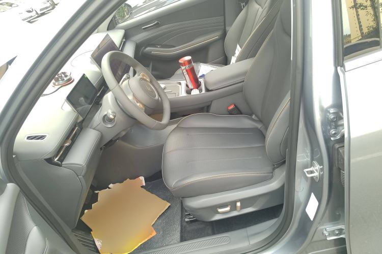 Used Baojun Yunhai 2025 Model 500km Pure Electric Travel Edition
