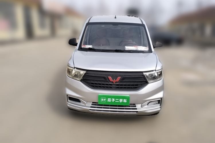 Used Wuling Hongguang V 2021 1.5L Jingqu Edition Enclosed-Window Vehicle LAR