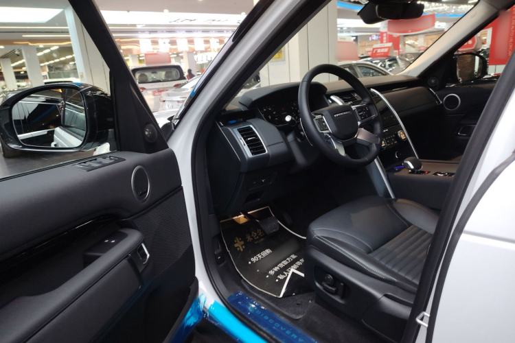 Used Land Rover Discovery 2024 360 PS S
