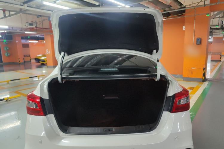 Used Nissan Sylphy 2022 Classic 1.6XL CVT Luxury Edition Trunk