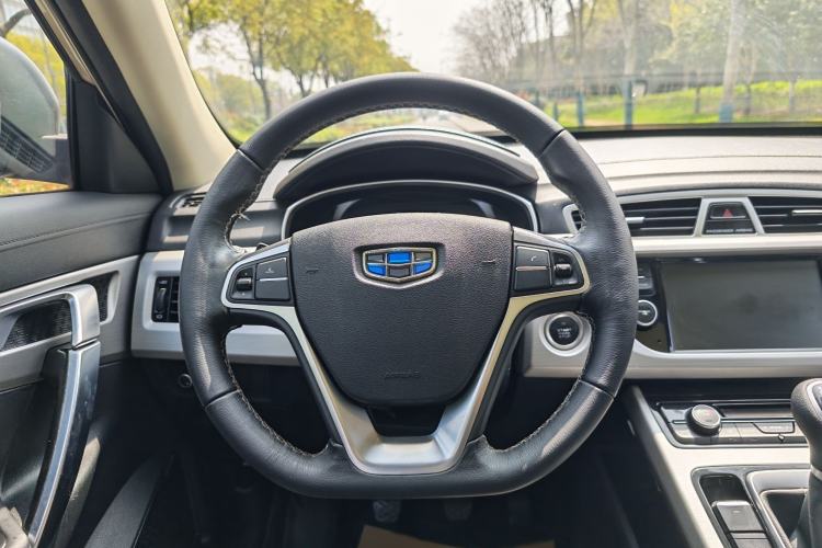 Used Geely Auto Emgrand X7 Sport 2016 2.0L Manual Smart Connect Version Steering Wheel
