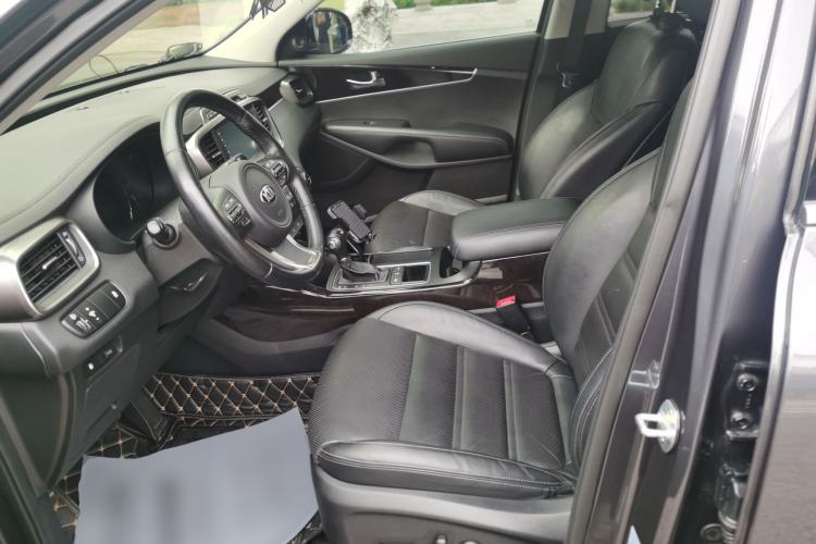 Used Kia Sorento 2015 Sorento L 2.2T Diesel 4WD Elite Edition 7 Seats China IV Standard