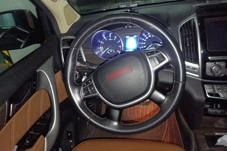 Used Haval H9 2015 2.0T Four-Wheel Drive Luxury 7-Seater