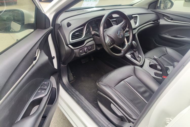 Used Buick GT 2018 18T Automatic Elite Model
