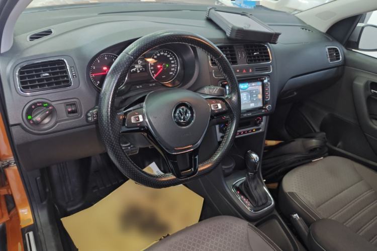 Used Volkswagen Polo 2014 1.6L Cross Polo Automatic