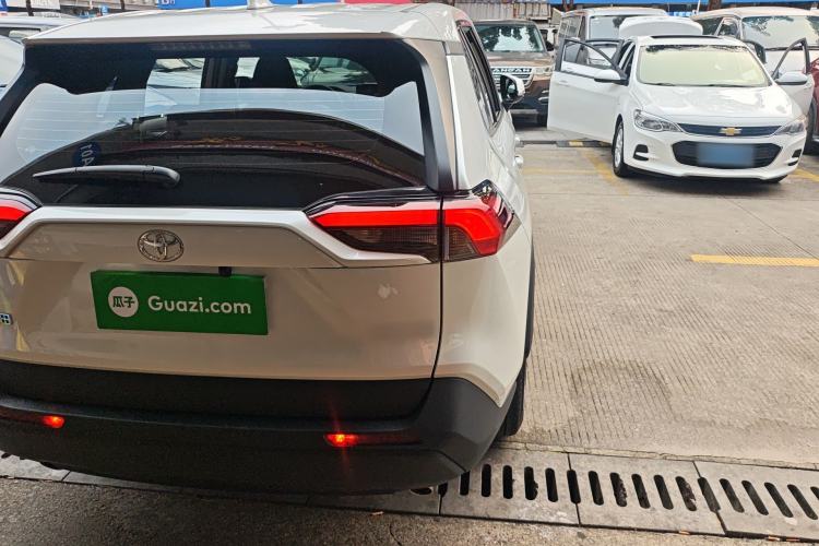 Used Toyota RAV4 2024 2.0L CVT Two-Wheel Drive Urban Edition