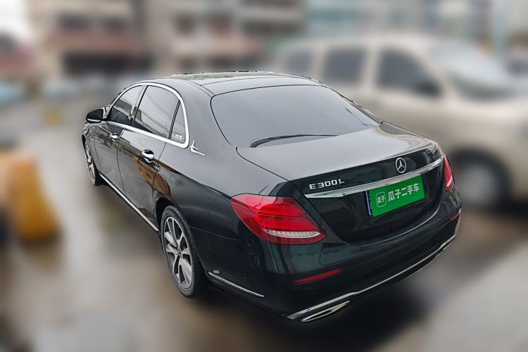 Used Mercedes-Benz E-Class 2016 E 200 L Rear Left 45 Deg