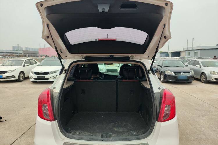 Used Buick Encore 2016 18T Automatic Two-Wheel Drive Urban Leading Edition Trunk