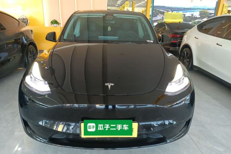 Used Tesla Model Y 2023 Rear-Wheel-Drive Version Front