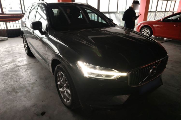 Used Volvo XC60 2019 T5 4x4 Smart Edition China VI Standard Exterior 1