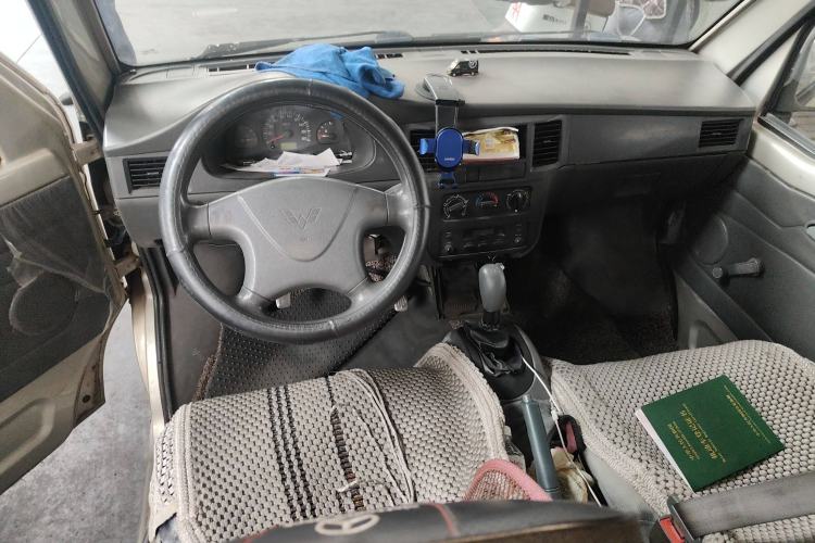 Used Wuling Zhiguang 2010 1.0L New Version Lyeyi Style with Extended Body
