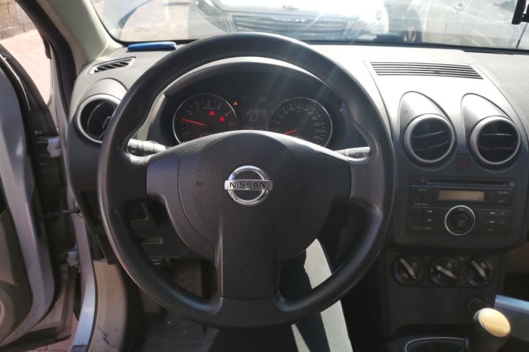 Used Nissan Qashqai 2012 2.0 XL Fire 6MT 2WD Steering Wheel