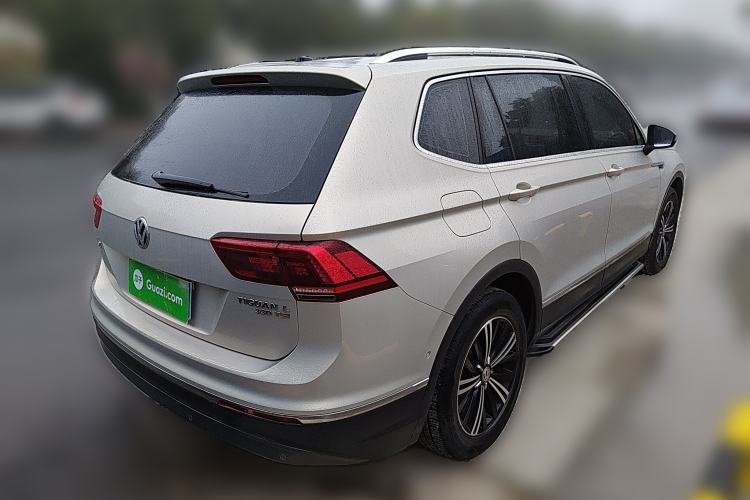 Used Volkswagen Tiguan L 2017 330TSI Automatic Two-Wheel Drive Flagship Edition
