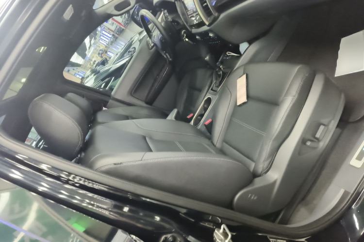 Used Ford Everest 2016 2.0T Gasoline Automatic 4x4 Flagship Edition Right Front Seat