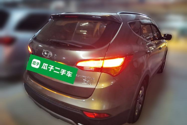 Used Hyundai Santa Fe 2013 2.4L Automatic 2WD Comfort Edition Rear Right 45 Deg