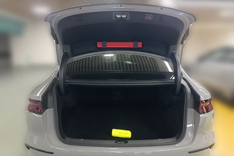 Used BYD Han 2025 DM-i Intelligent Driving Edition 125KM Prestige Model
