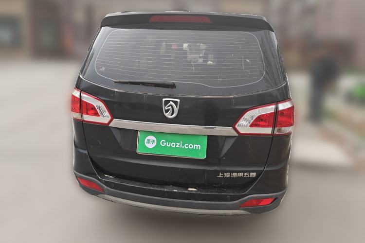 Used Baojun 730 2014 1.5L manual Comfort version 7 seats