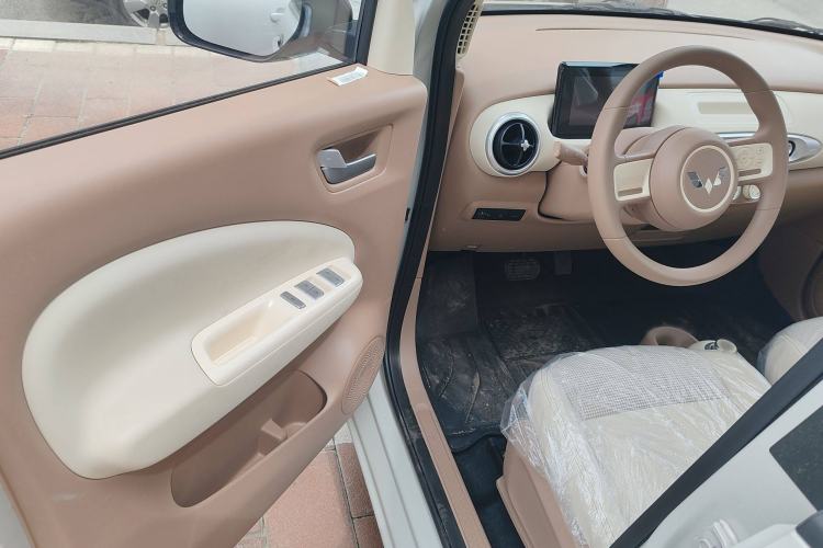 Used Wuling Hongguang MINIEV 2025 Four-Door Version Advanced Edition