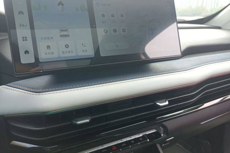 Used Livan Livan 9 2023 470 km Leading Edition