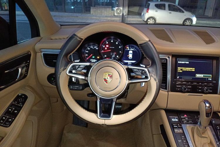 Used Porsche Macan 2014 Macan 2.0T