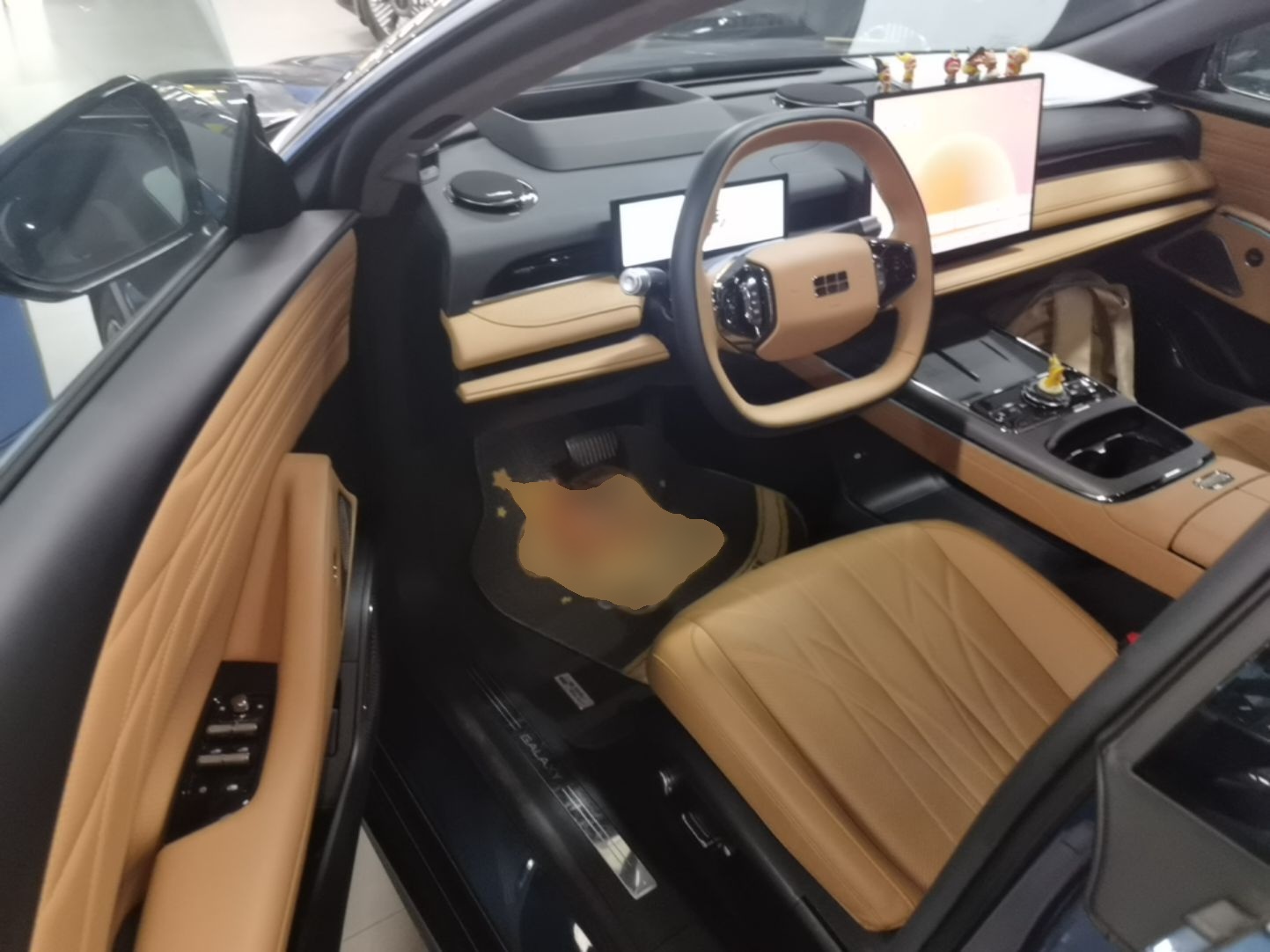 Geely Galaxy 8 2025 130km EM-P Starship Edition — снимка 18
