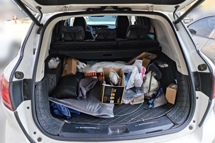 Used BORGWARD BX7 2016 28T Two-Wheel Drive Luxury Version 5 Seats
