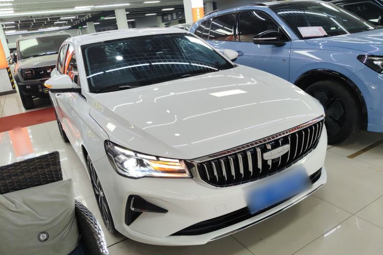 Used Geely Auto Emgrand 2026 Model 4th Generation 4 Millionth Anniversary Edition 1.5L CVT Feiyue Edition Front Right 45 Deg