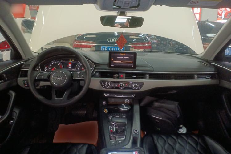 Used Audi A4L 2019 40 TFSI Ambition China VI