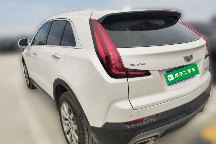 Used Cadillac XT4 2022 28T Two-Wheel-Drive Luxury Version
