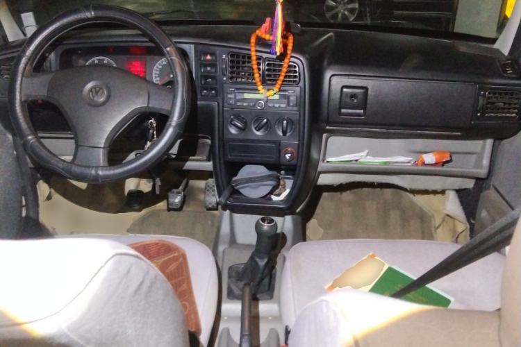 Used Volkswagen Jetta 2010 1.6L Partner