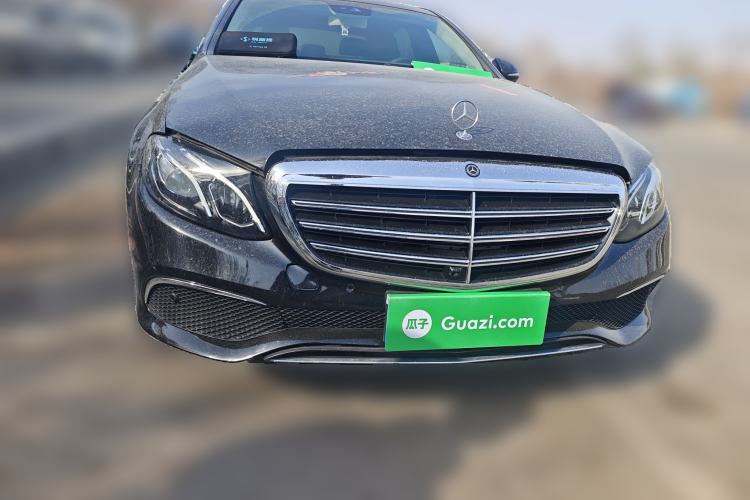 Used Mercedes-Benz E-Class 2016 E 300 L Sporty and Stylish Model
