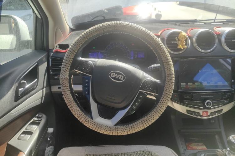 Used BYD S7 2015 1.5T Upgraded Manual Luxury Model
