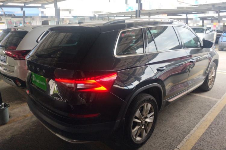 Used Skoda Kodiaq 2019 Facelifted TSI330 5-Seater Two-Wheel-Drive Luxury Enjoyment Edition China VI Standard Rear Right 45 Deg