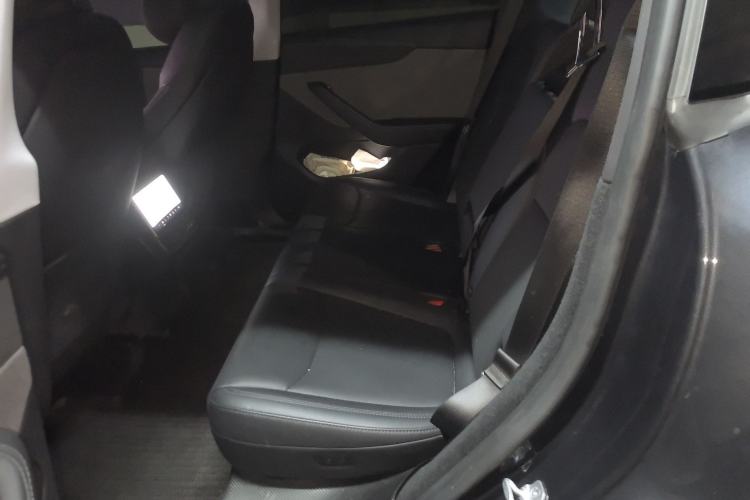 Used Tesla Model Y 2025 Rear-Wheel-Drive Version