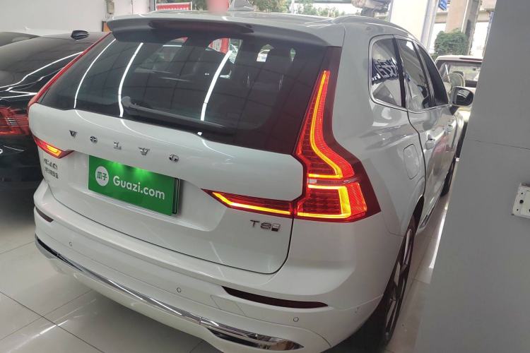 Used Volvo XC60 New Energy 2025 Plug-in Hybrid Long-Range All-Wheel Drive Smart Luxury Edition
