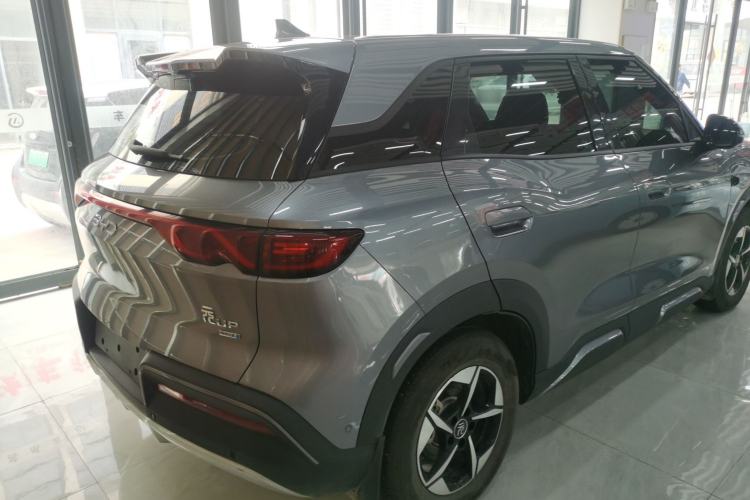 Used BYD Yuan UP 2025 Intelligent Driving Version 401 km Leading Edition Rear Right 45 Deg