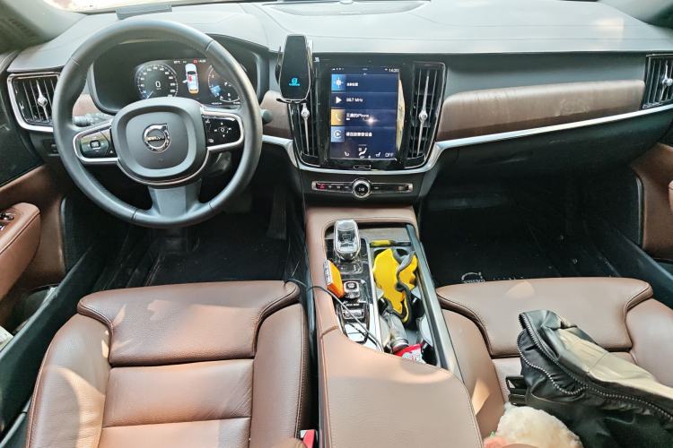 Used Volvo S90 2021 B5 Zhiyuan Luxury Edition
