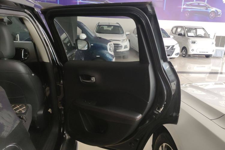 Used Jeep Compass 2019 220T Automatic Family Edition