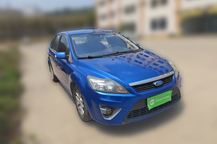 Used Ford Focus 2012 Hatchback Classic 1.8L Automatic Base Model Front Right 45 Deg