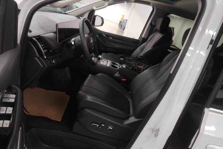 Used SAIC MAXUS G10 2025 MAX 2.0T Automatic Flagship Edition Gasoline 7-Seater Left Front Seat