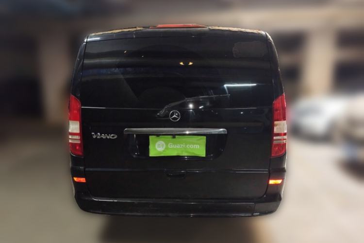 Used Mercedes-Benz Viano 2010 2.5L Luxury Edition