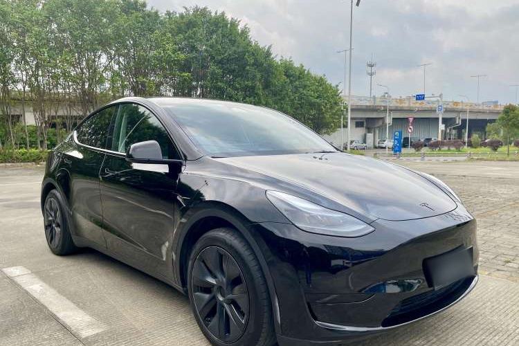 Used Tesla Model Y 2023 Rear-Wheel-Drive Version