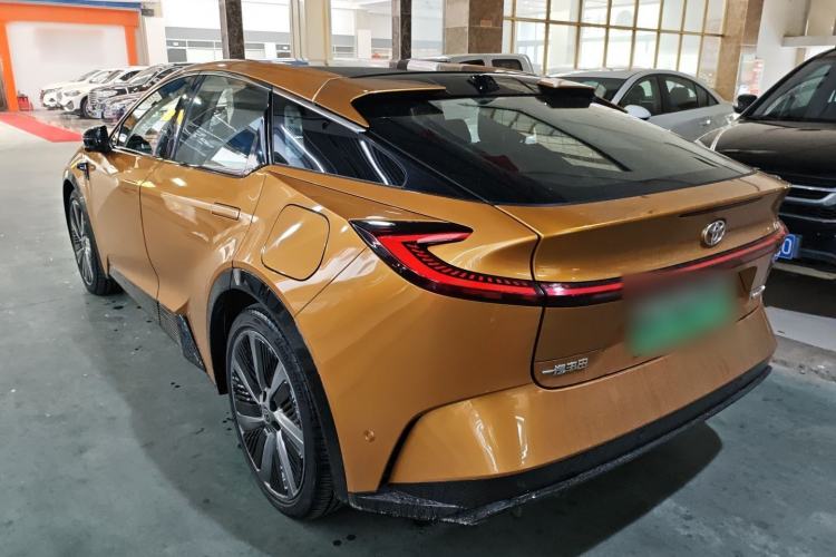 Used Toyota bZ5 2025 Model 550 PRO Smart Driving Edition Exterior 2