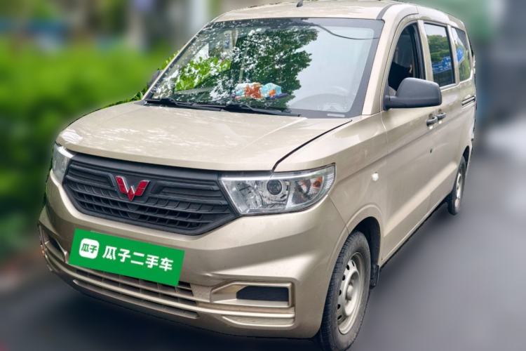 Used Wuling Hongguang V 2022 1.5L Jingqu Version Hydraulic Power Steering LAR